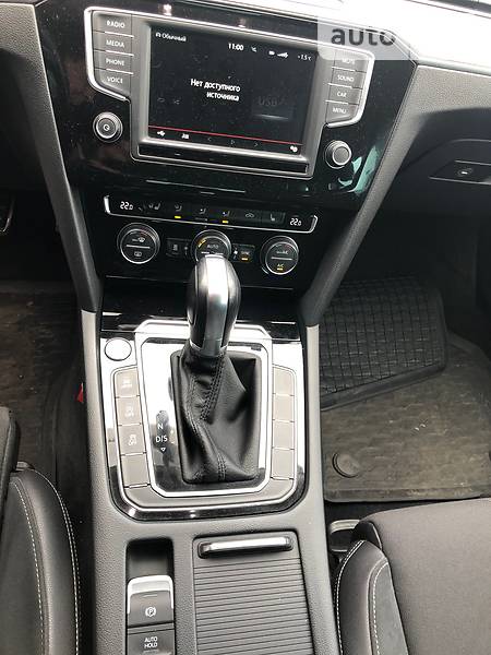 Універсал Volkswagen Passat Alltrack 2015 в Києві