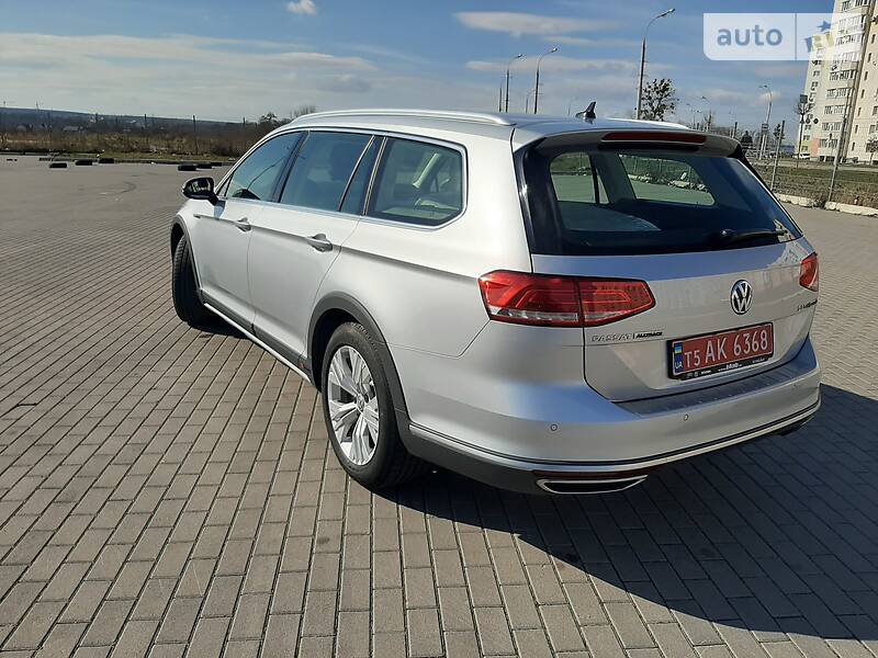 Універсал Volkswagen Passat Alltrack 2016 в Вінниці