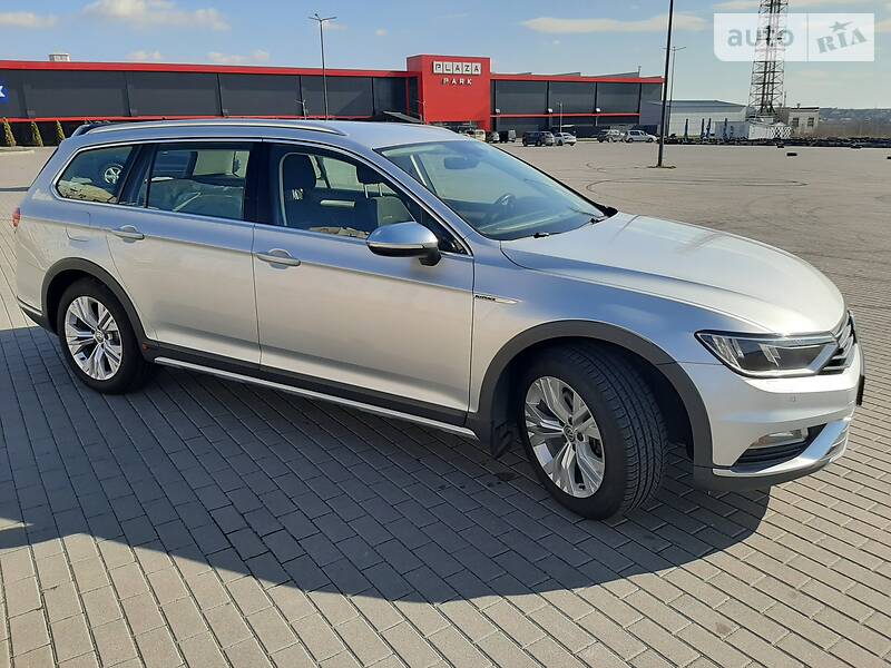 Універсал Volkswagen Passat Alltrack 2016 в Вінниці