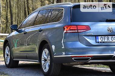 Універсал Volkswagen Passat Alltrack 2016 в 