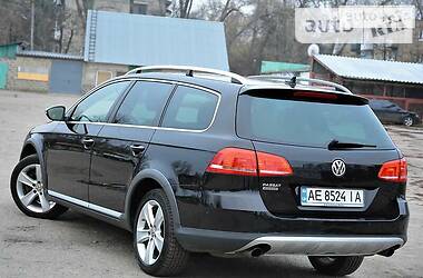 Универсал Volkswagen Passat Alltrack 2012 в Кривом Роге