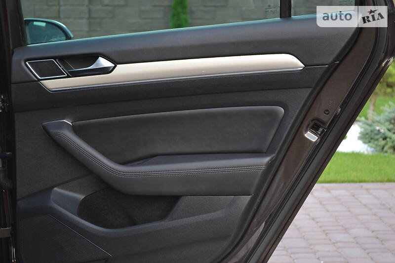 Універсал Volkswagen Passat Alltrack 2017 в Рівному