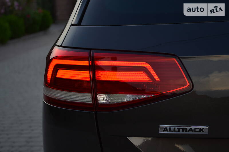 Універсал Volkswagen Passat Alltrack 2017 в Рівному
