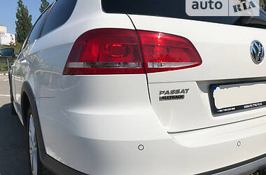 Универсал Volkswagen Passat Alltrack 2013 в Ивано-Франковске