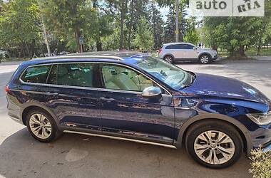 Універсал Volkswagen Passat Alltrack 2018 в Запоріжжі