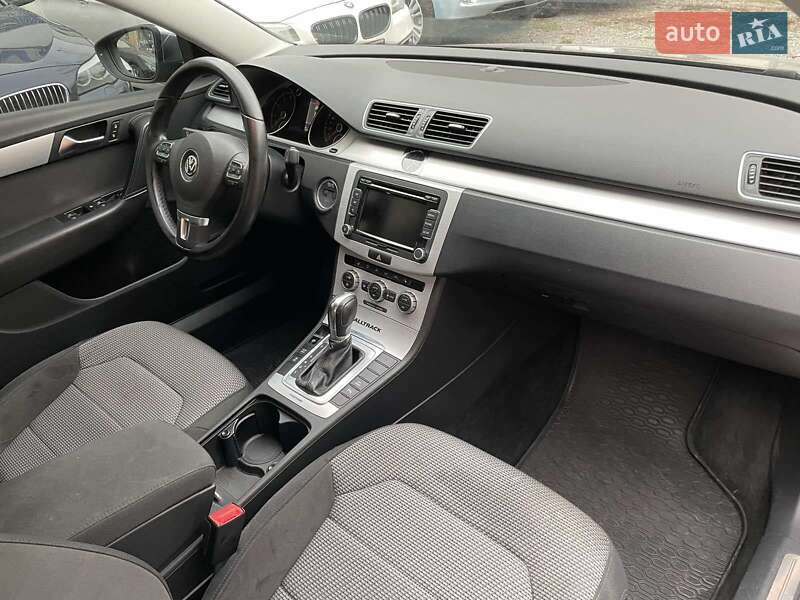 Универсал Volkswagen Passat Alltrack 2013 в Одессе
