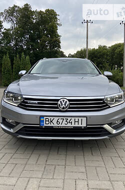 Универсал Volkswagen Passat Alltrack 2018 в Прилуках