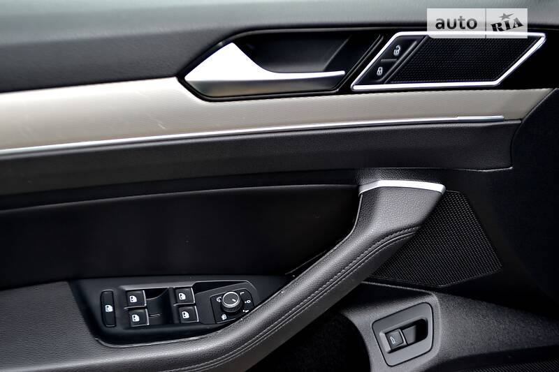 Универсал Volkswagen Passat Alltrack 2017 в Хмельницком