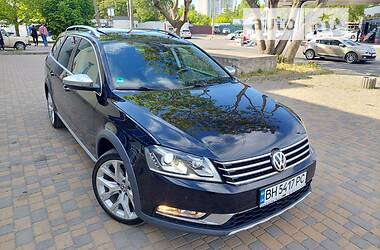 Универсал Volkswagen Passat Alltrack 2012 в Одессе