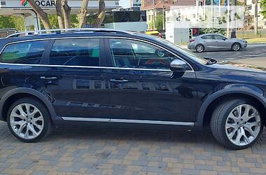 Универсал Volkswagen Passat Alltrack 2012 в Одессе