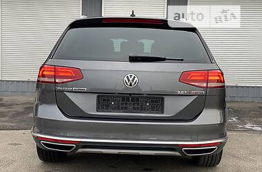 Универсал Volkswagen Passat Alltrack 2017 в Киеве