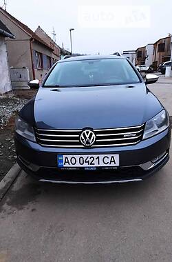 Универсал Volkswagen Passat Alltrack 2014 в Тячеве