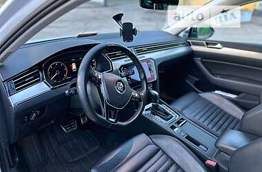 Универсал Volkswagen Passat Alltrack 2017 в Житомире