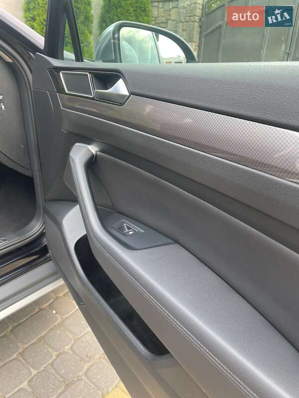 Универсал Volkswagen Passat Alltrack 2017 в Львове фото 17 Универсал Volkswagen Passat Alltrack 2017 в Львове