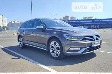 Універсал Volkswagen Passat Alltrack 2017 в Києві