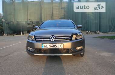 Универсал Volkswagen Passat Alltrack 2012 в Днепре