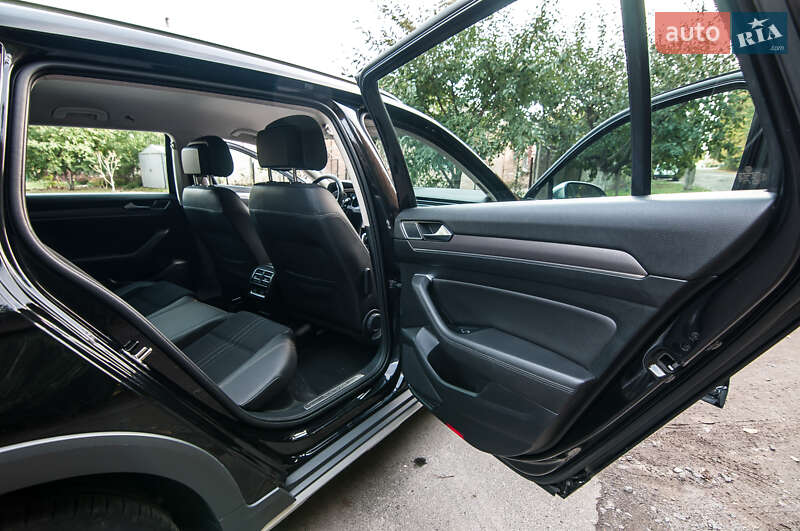 Универсал Volkswagen Passat Alltrack 2016 в Виннице фото 11 Универсал Volkswagen Passat Alltrack 2016 в Виннице