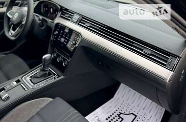 Универсал Volkswagen Passat Alltrack 2019 в 