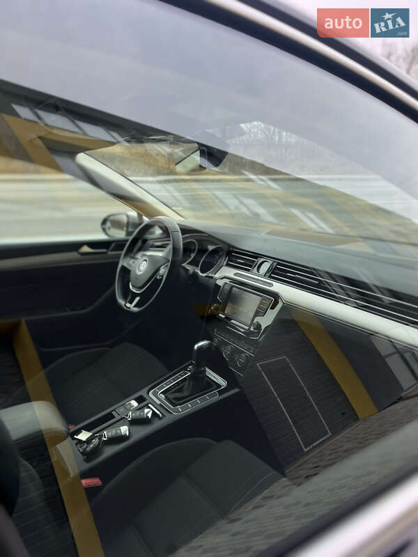 Универсал Volkswagen Passat Alltrack 2016 в Тернополе