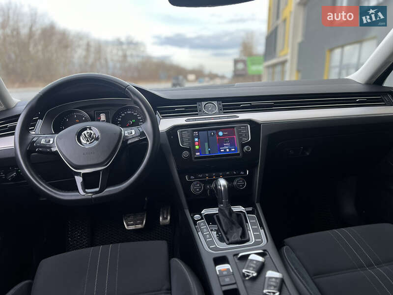 Универсал Volkswagen Passat Alltrack 2016 в Тернополе