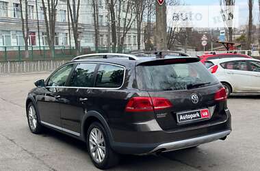 Універсал Volkswagen Passat Alltrack 2012 в Києві