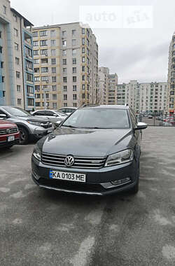 Универсал Volkswagen Passat Alltrack 2013 в Киеве