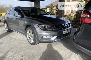 Универсал Volkswagen Passat Alltrack 2017 в Львове