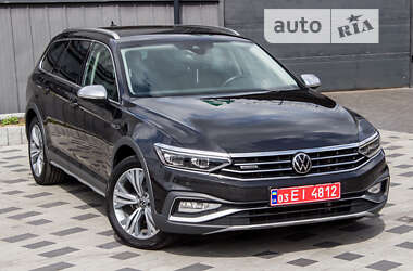 Універсал Volkswagen Passat Alltrack 2020 в Львові