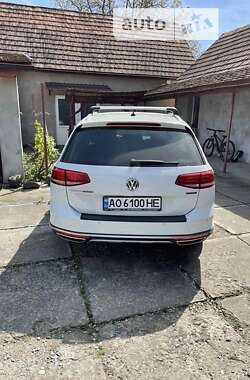 Универсал Volkswagen Passat Alltrack 2018 в Берегово