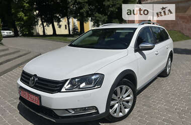 Универсал Volkswagen Passat Alltrack 2013 в Кременце