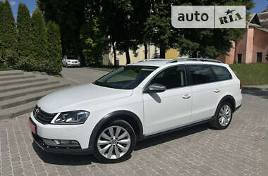 Универсал Volkswagen Passat Alltrack 2013 в Кременце