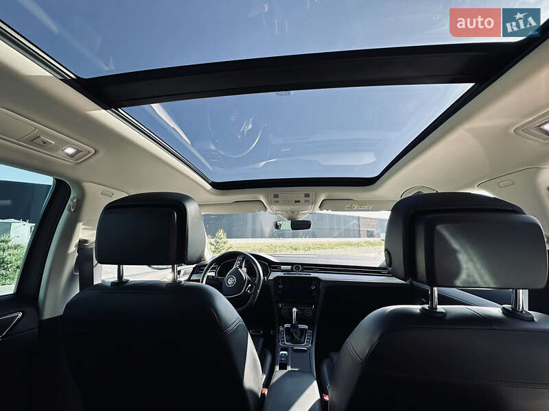 Универсал Volkswagen Passat Alltrack 2019 в Хмельницком