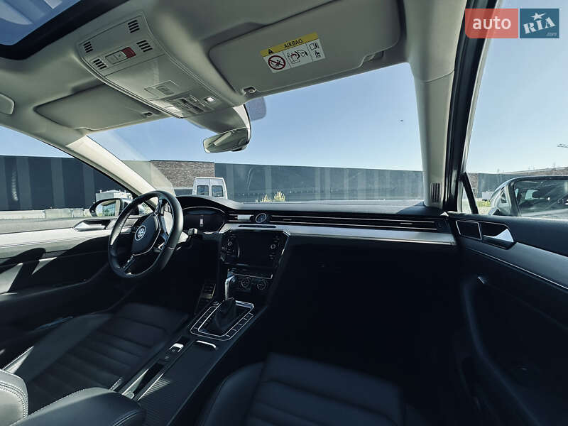 Универсал Volkswagen Passat Alltrack 2019 в Хмельницком