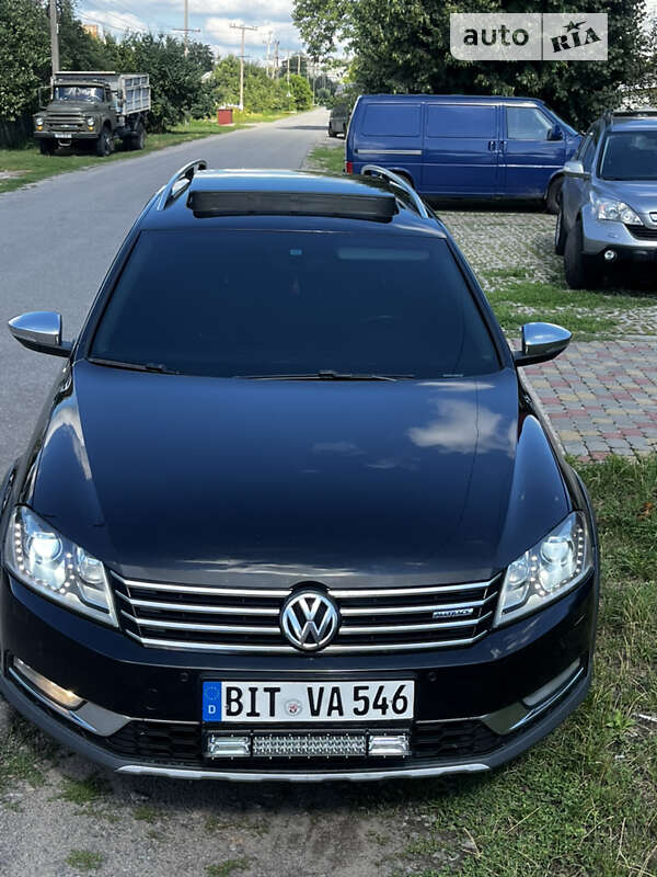 Универсал Volkswagen Passat Alltrack 2012 в Липовце