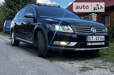 Универсал Volkswagen Passat Alltrack 2012 в 