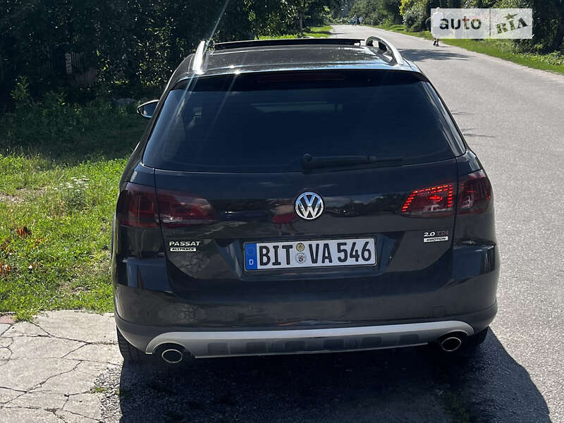 Универсал Volkswagen Passat Alltrack 2012 в Липовце