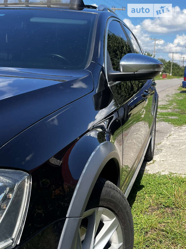 Универсал Volkswagen Passat Alltrack 2012 в Липовце