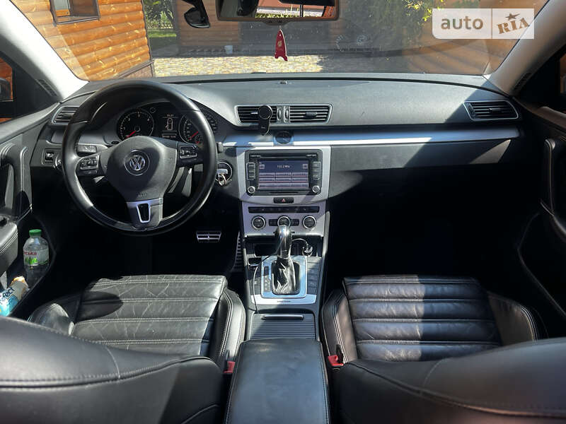 Универсал Volkswagen Passat Alltrack 2012 в Липовце