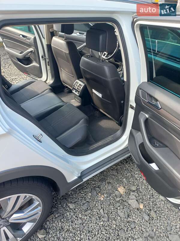 Универсал Volkswagen Passat Alltrack 2015 в Луцке