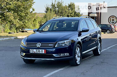 Універсал Volkswagen Passat Alltrack 2013 в Рівному