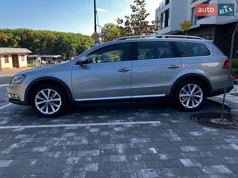 Универсал Volkswagen Passat Alltrack 2012 в Ужгороде