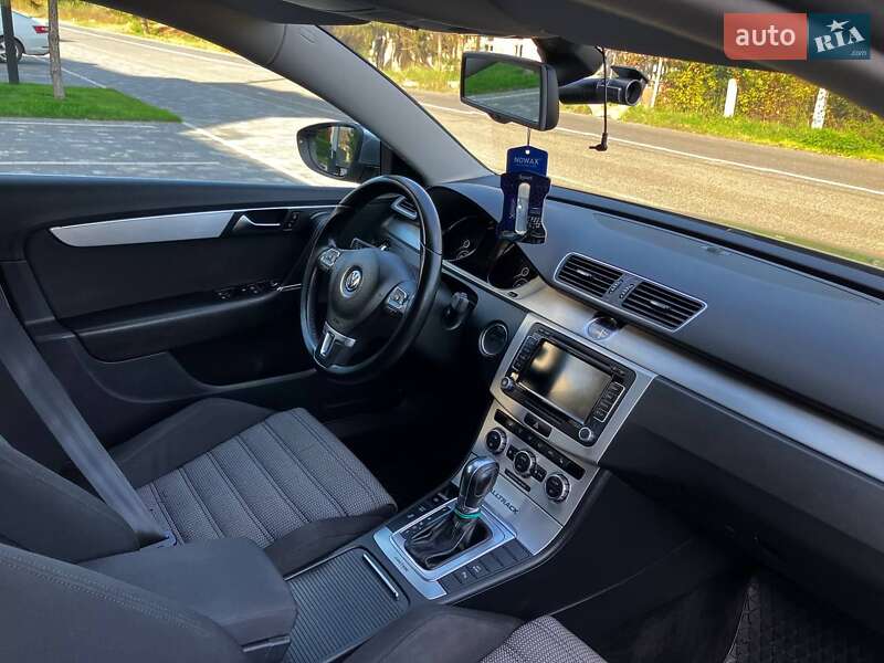 Универсал Volkswagen Passat Alltrack 2012 в Ужгороде