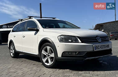Универсал Volkswagen Passat Alltrack 2014 в 