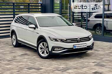 Универсал Volkswagen Passat Alltrack 2021 в Ровно