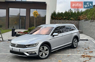 Универсал Volkswagen Passat Alltrack 2016 в Ужгороде