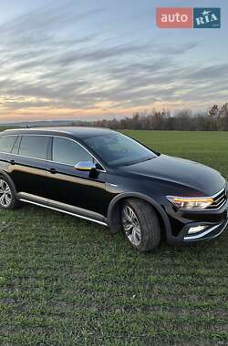 Універсал Volkswagen Passat Alltrack 2019 в 