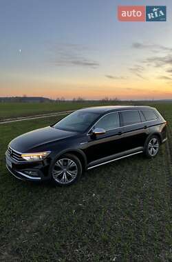 Універсал Volkswagen Passat Alltrack 2019 в 