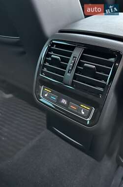 Універсал Volkswagen Passat Alltrack 2019 в 