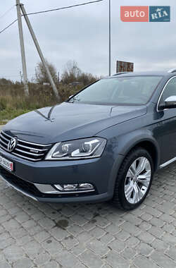 Універсал Volkswagen Passat Alltrack 2012 в Львові