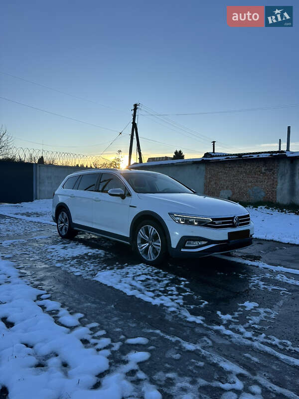 Универсал Volkswagen Passat Alltrack 2021 в Тернополе